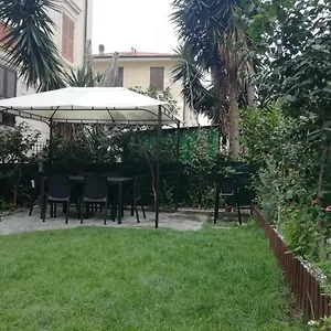 Roel Garden View Apartment La Spezia